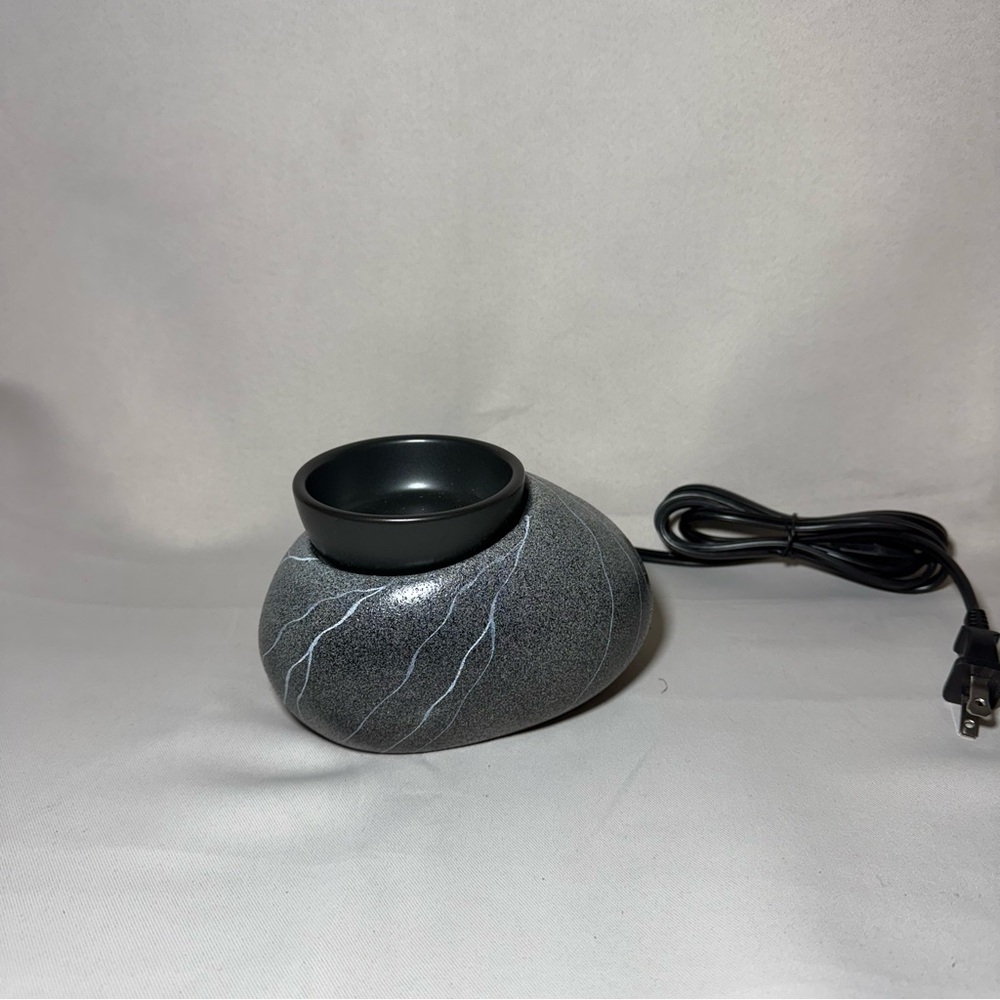 Scentsy Zen Rock Element Warmer Grey